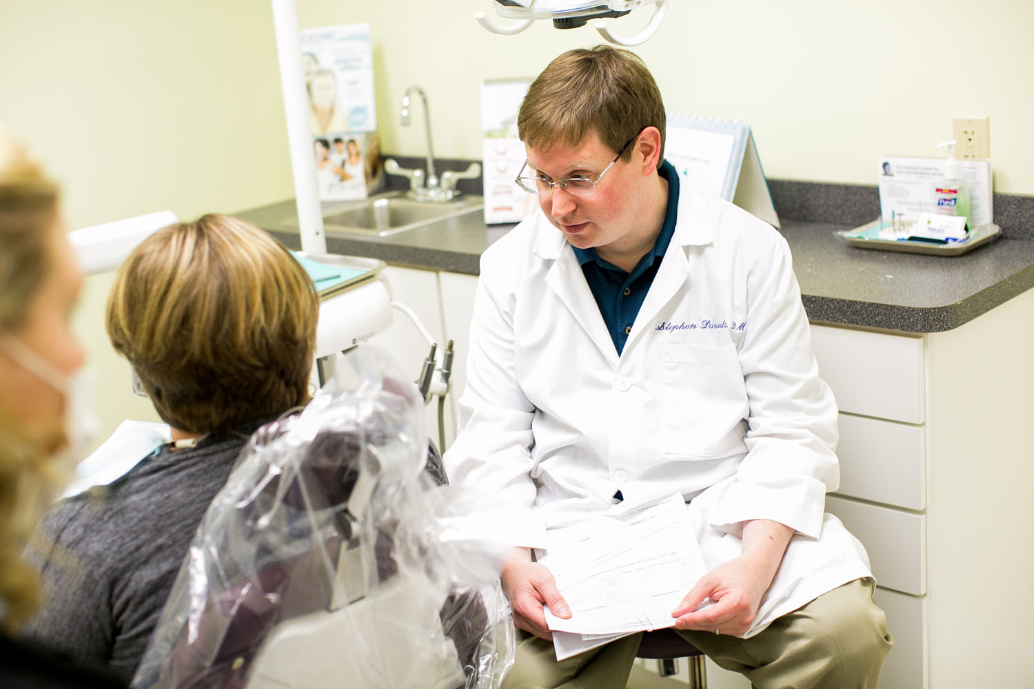 dentists consulting