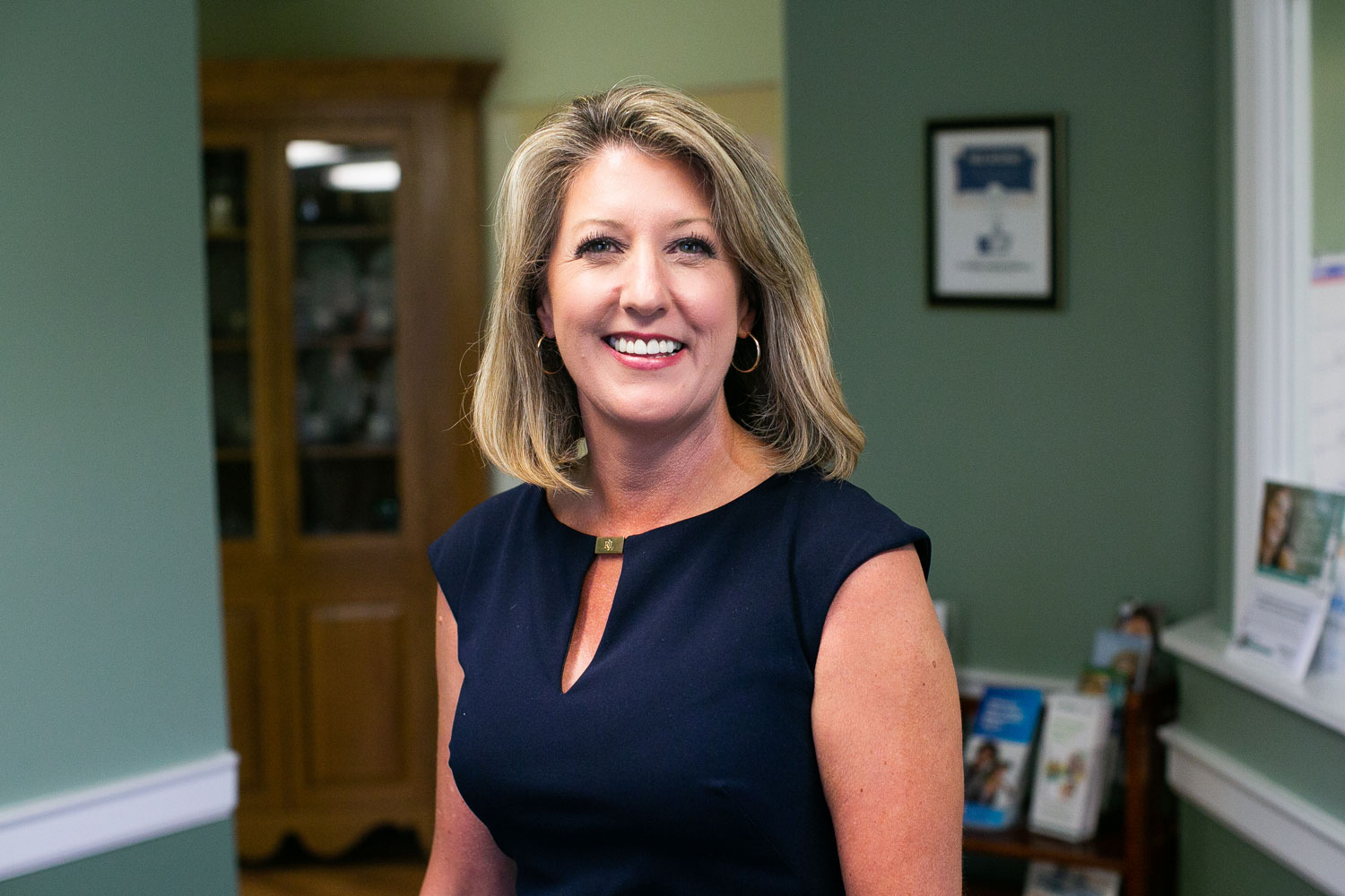 Dr. Lisa Collins Hometown Dental Richmond dentist Dr. Lisa Collins headshot